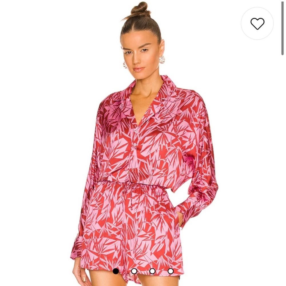 Crop Dolman Shirt in Bellamy Print
Tell Your Friends